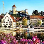 Suedwind - Beautiful Premium With 2 Bedrooms Near Rhine Falls & Zurich Airport In Klettgau *