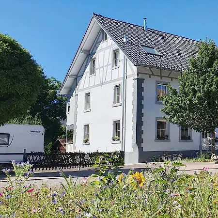 Suedwind - Beautiful Premium With 2 Bedrooms Near Rhine Falls & Zurich Airport In Klettgau Lejlighed